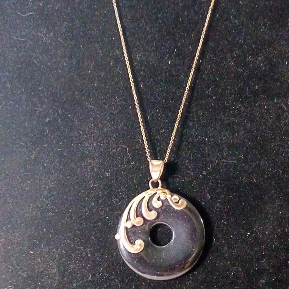 Black Donut Pendant Necklace in Wire-Wrapped Silver & Gold Motif